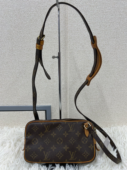 Louis Vuitton Brown Shoulder Bags A-17835