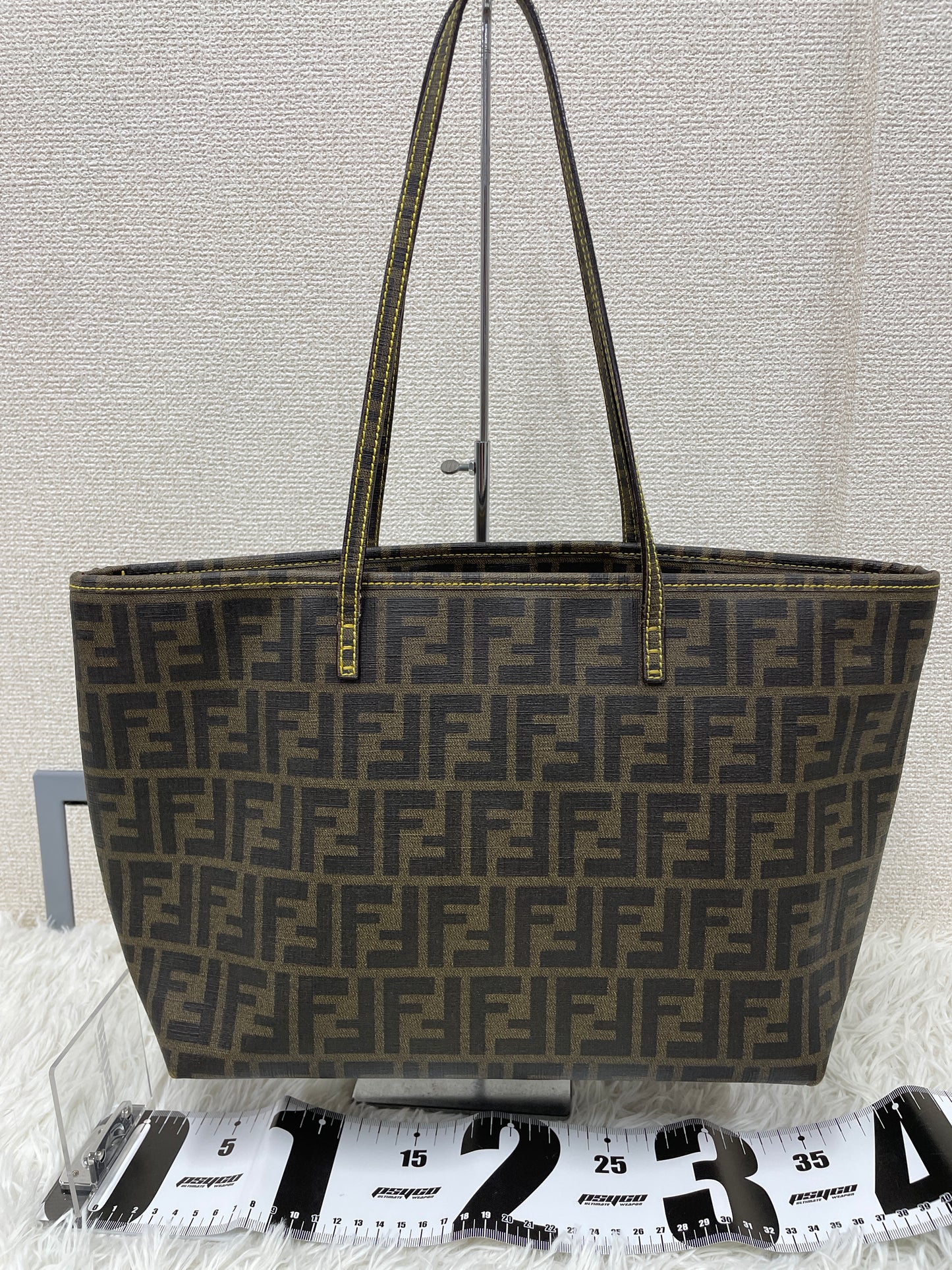 Fendi Brown Tote Bags A-17836