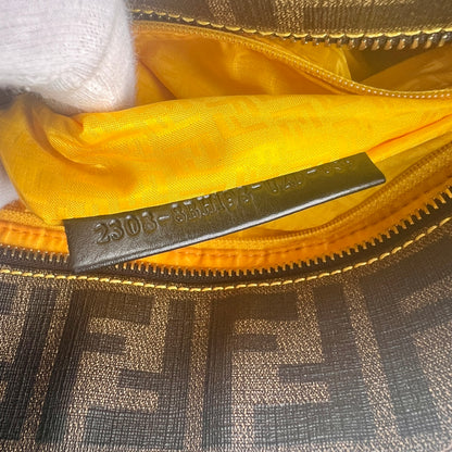 Fendi Brown Tote Bags A-17836