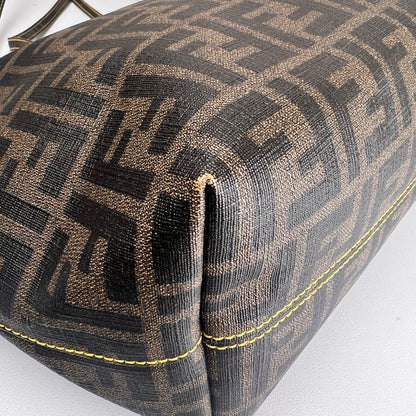 Fendi Brown Tote Bags A-17836