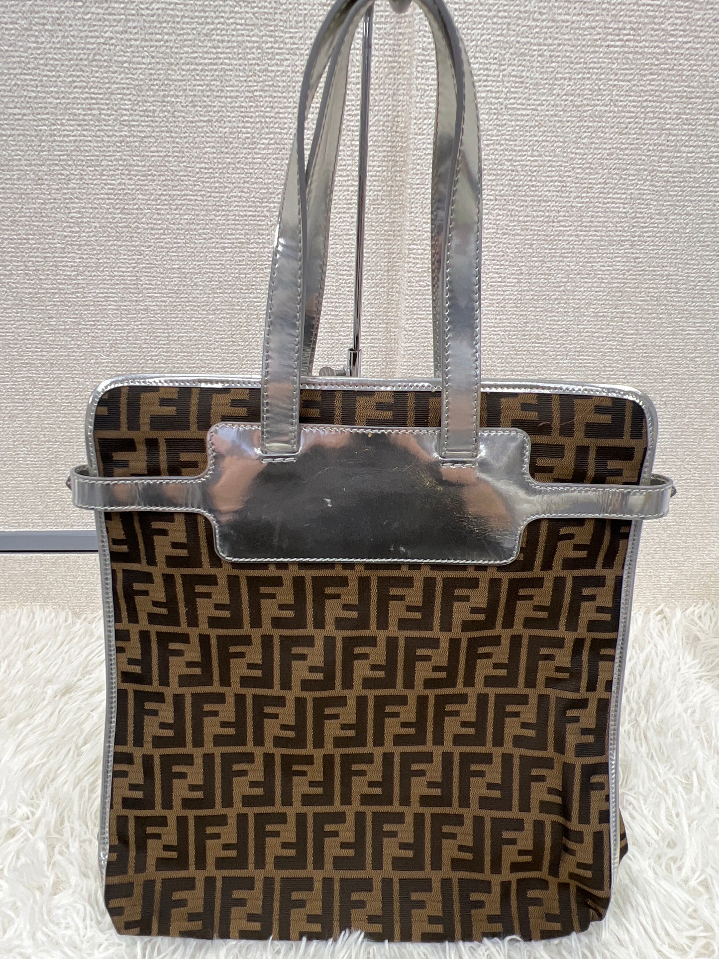 Fendi Brown Tote Bags A-17839