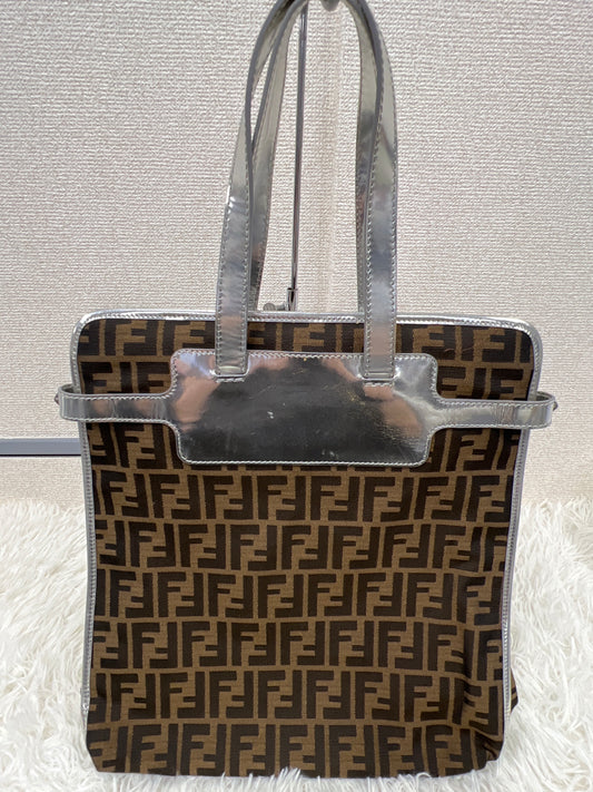Fendi Brown Tote Bags A-17839