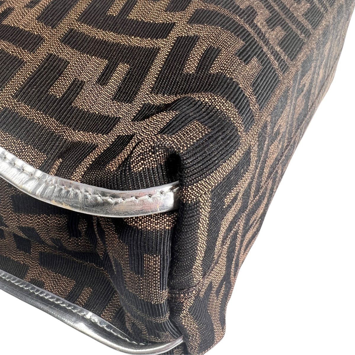 Fendi Brown Tote Bags A-17839