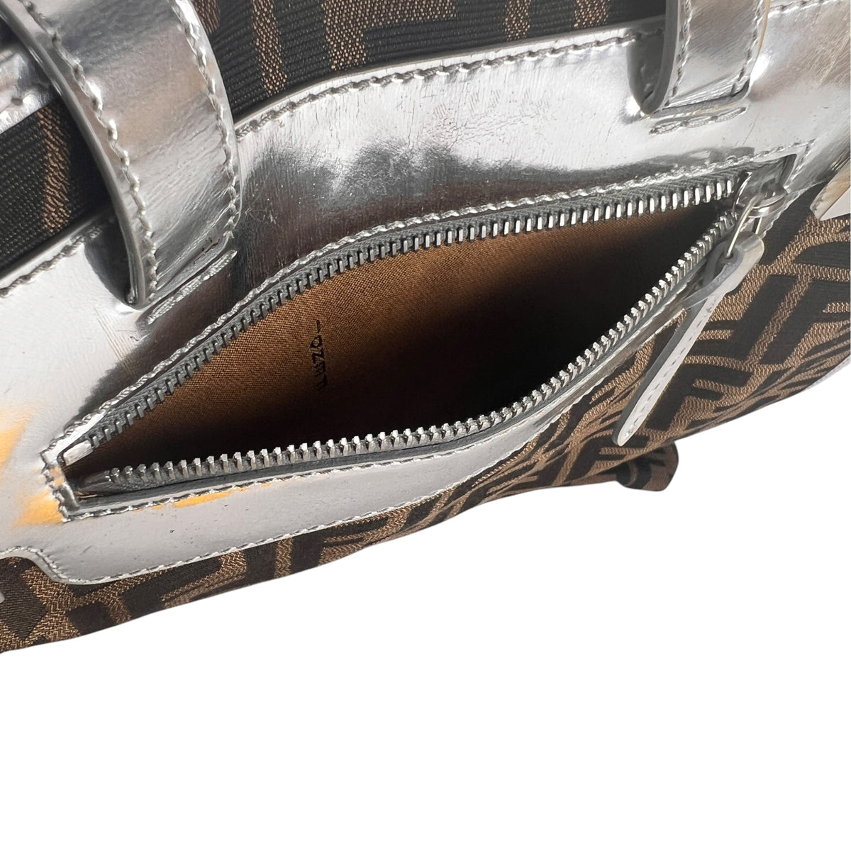 Fendi Brown Tote Bags A-17839