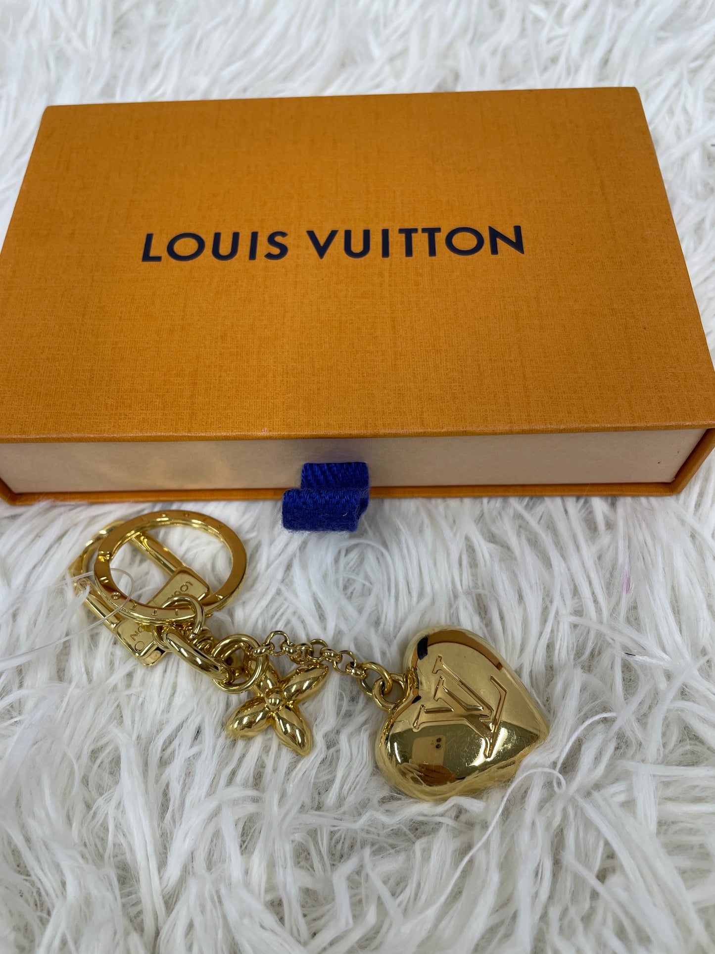 Louis Vuitton Gold Small goods A-17855