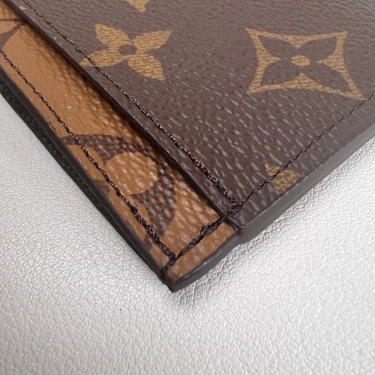 Louis Vuitton Brown Small goods A-17858