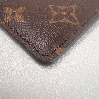 Louis Vuitton Brown Small goods A-17860