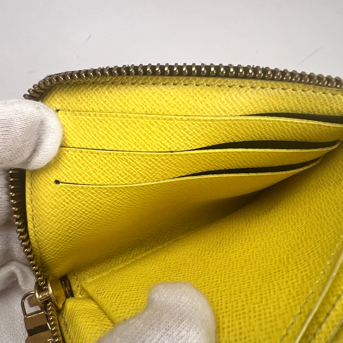Louis Vuitton Brown Wallets A-17862