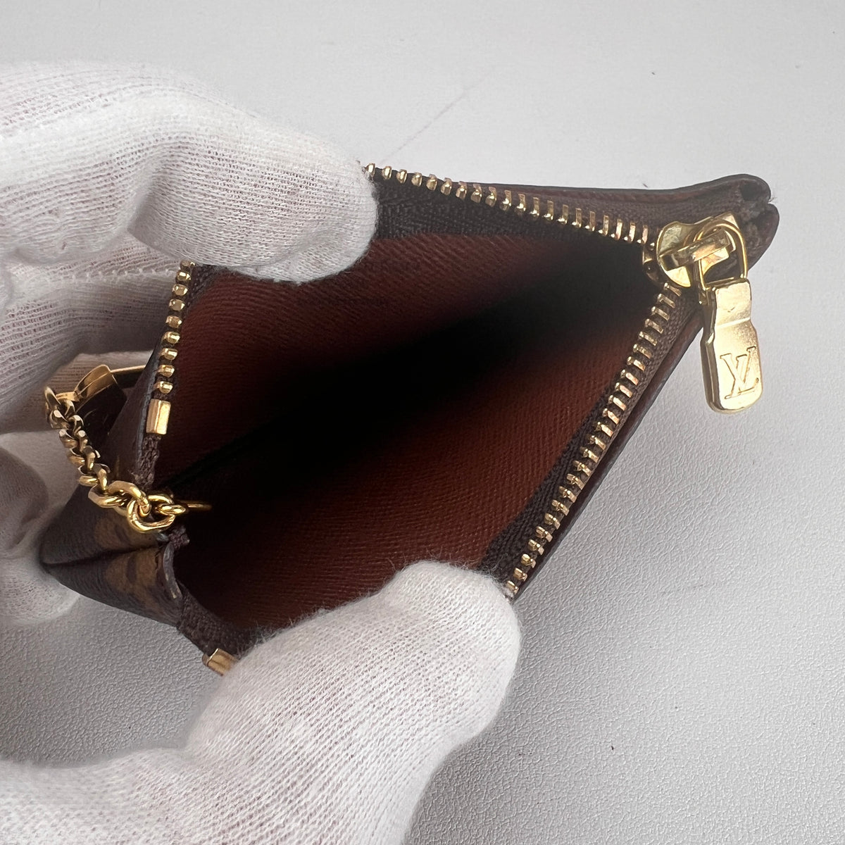 Louis Vuitton Brown Pouches A-17863