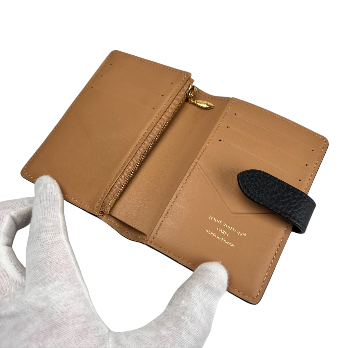 Louis Vuitton Black Wallets A-17868