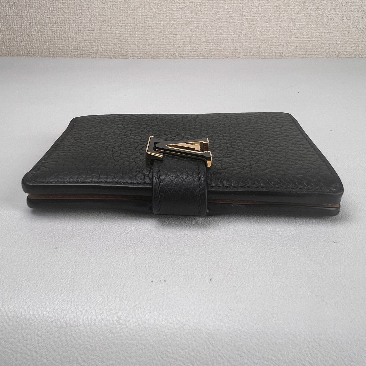 Louis Vuitton Black Wallets A-17868