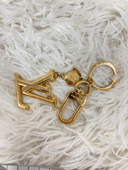 Louis Vuitton Gold Small goods A-17871