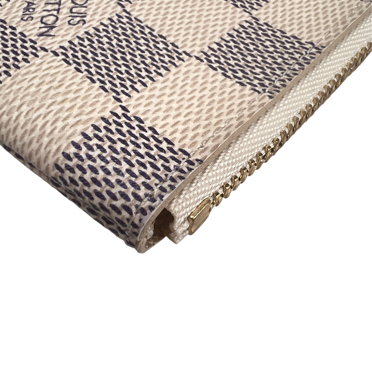 Louis Vuitton Beige Pouches A-17872