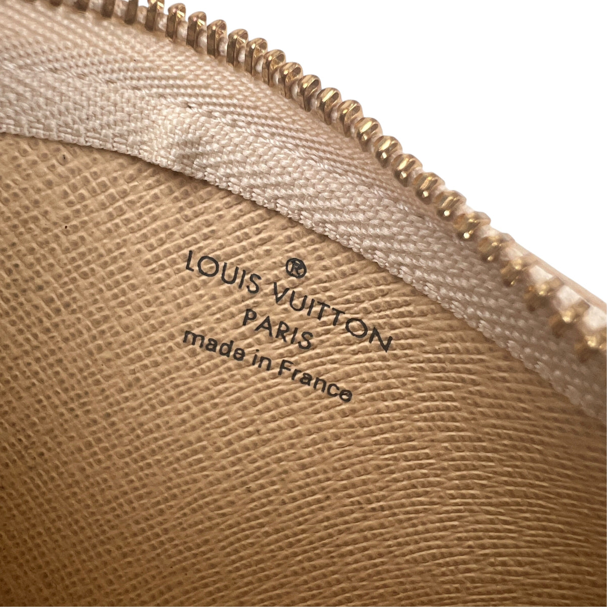 Louis Vuitton Beige Pouches A-17872