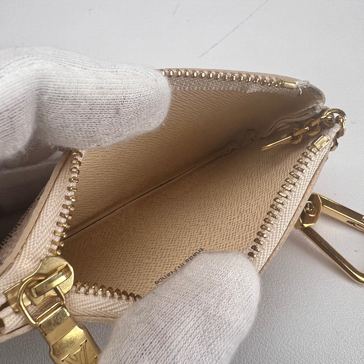 Louis Vuitton Beige Pouches A-17872