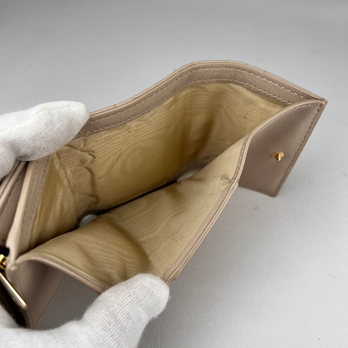 Dior Beige Wallets A-17880