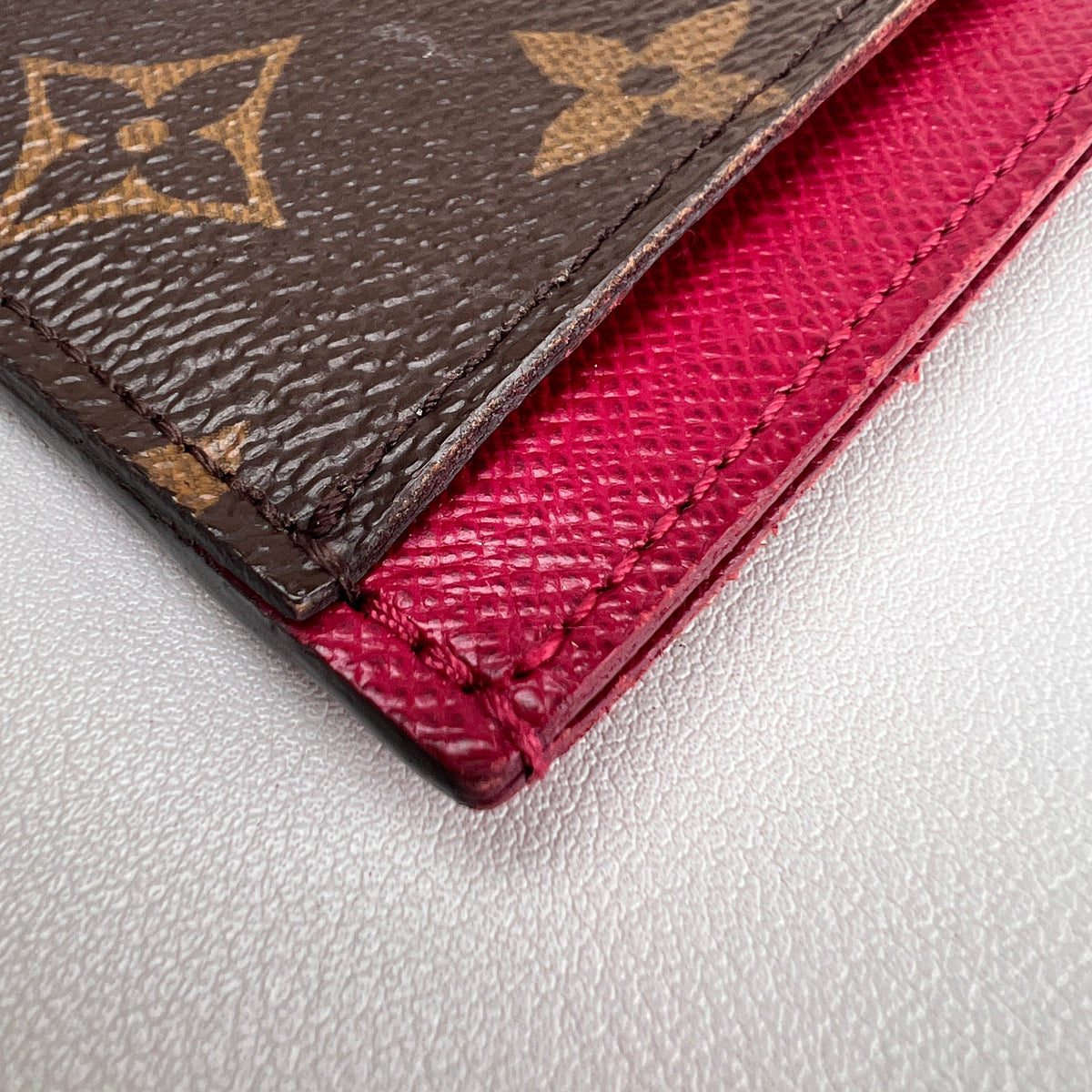 Louis Vuitton Brown Small goods A-17884