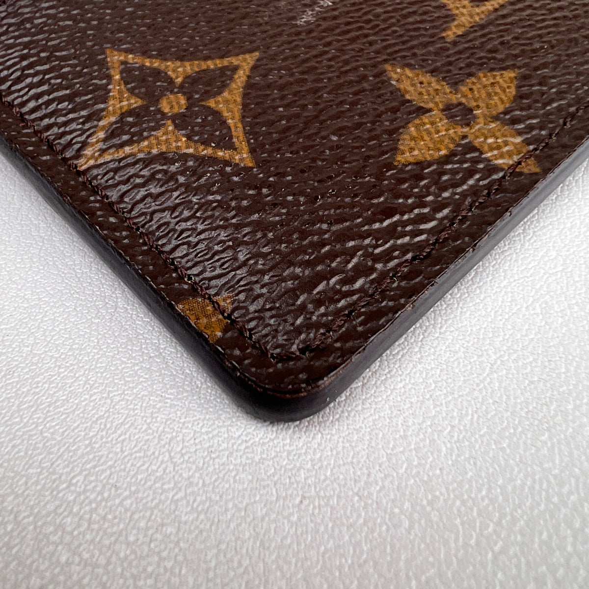 Louis Vuitton Brown Small goods A-17884