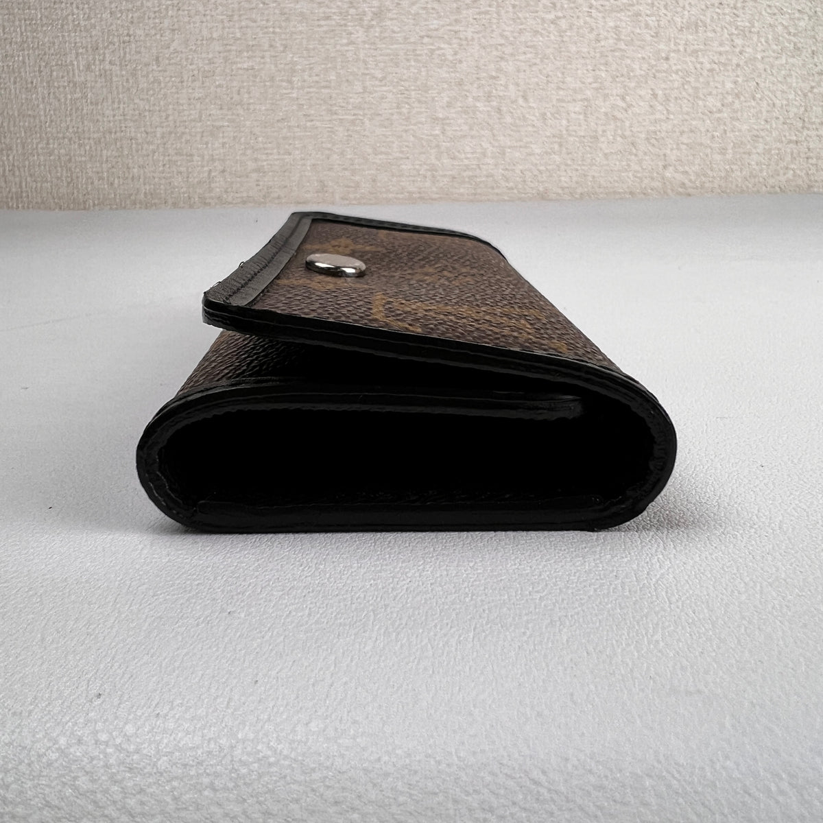 Louis Vuitton Brown Small goods A-17886