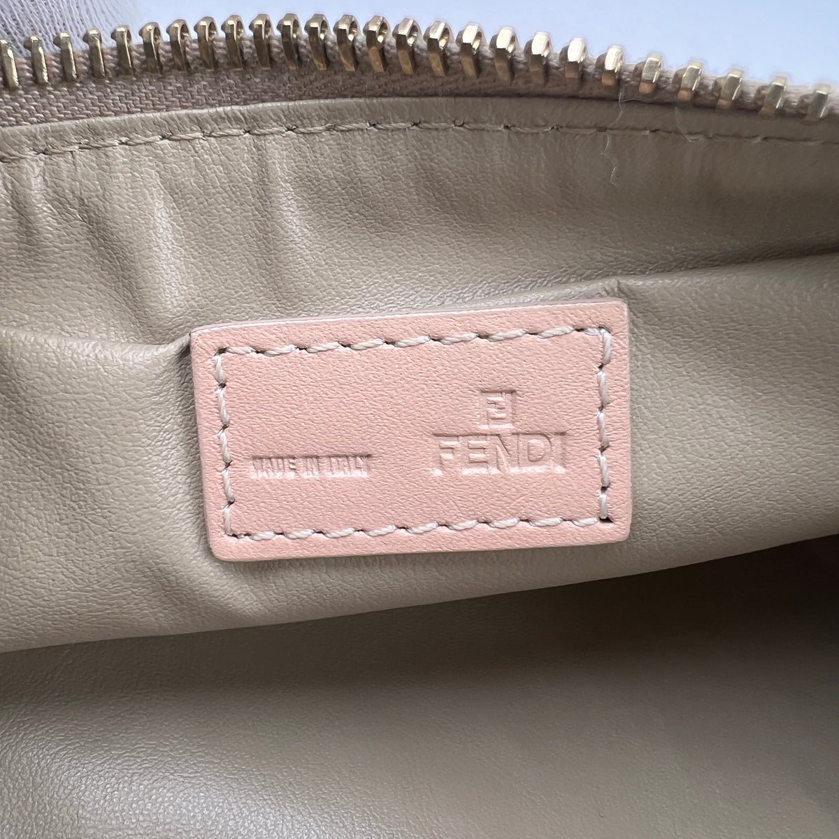 Fendi Pink Pouches A-17895
