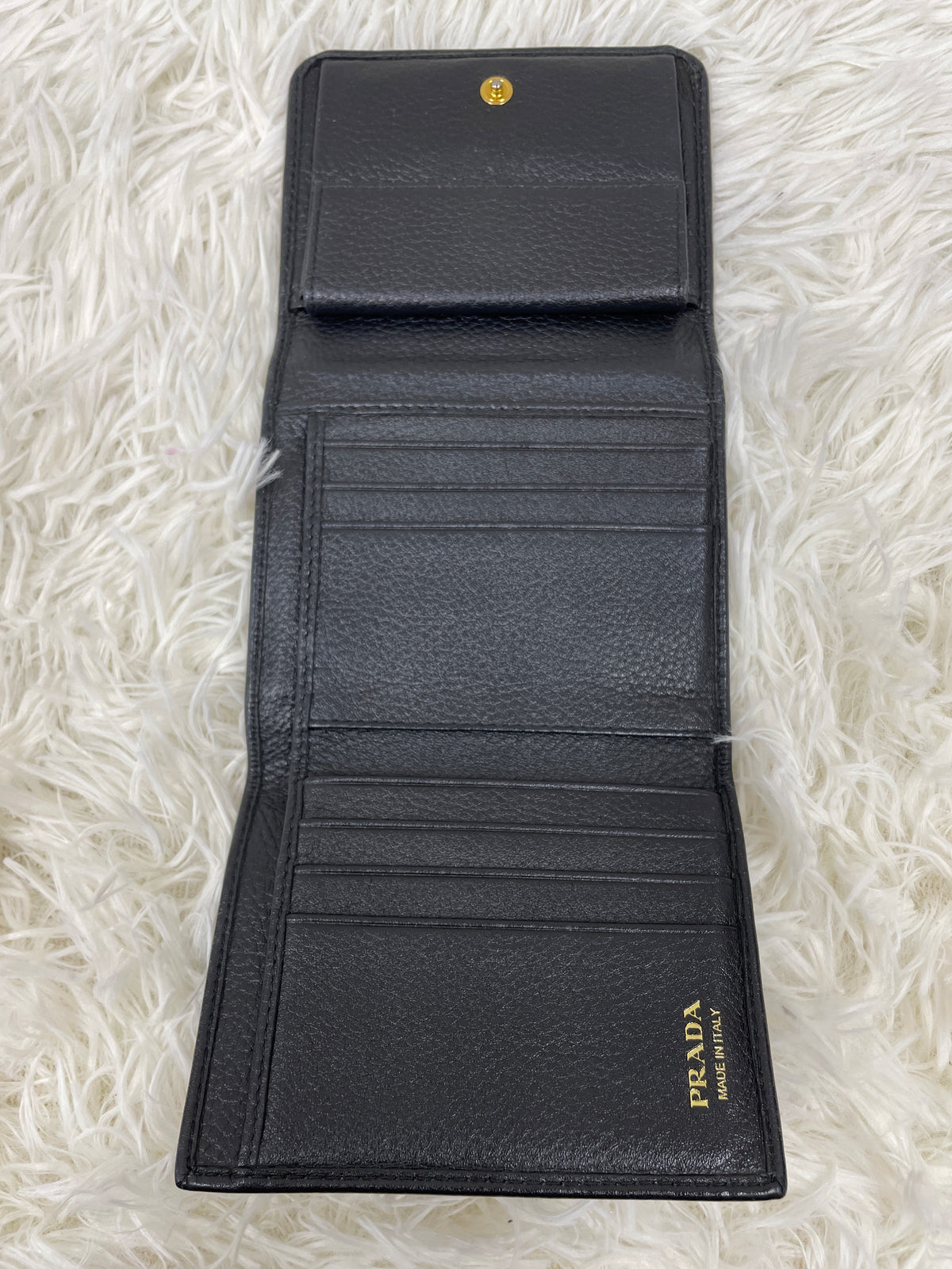 Prada Black Wallets A-17902