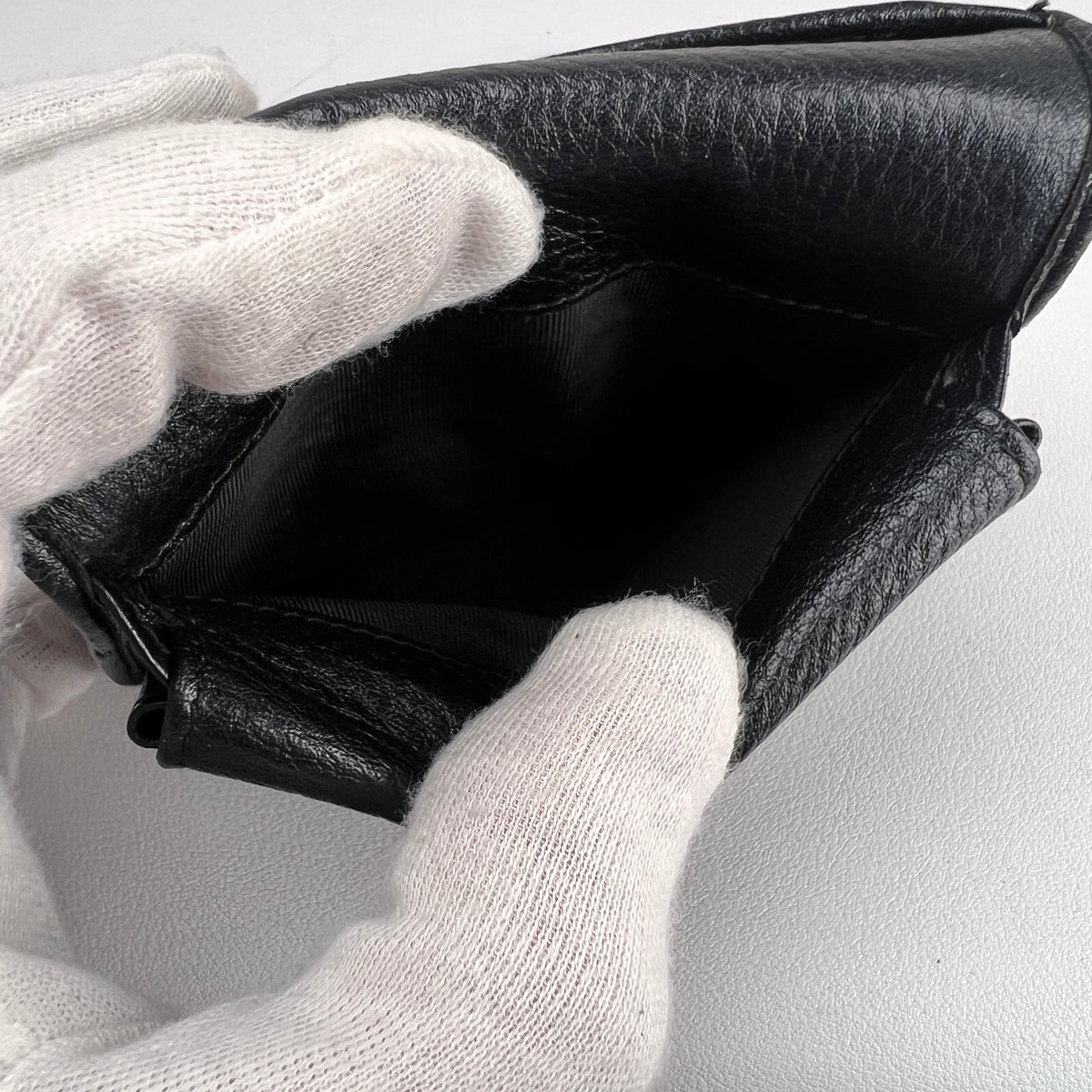 Prada Black Wallets A-17902