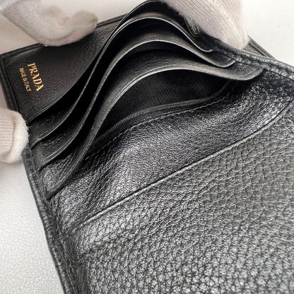 Prada Black Wallets A-17902
