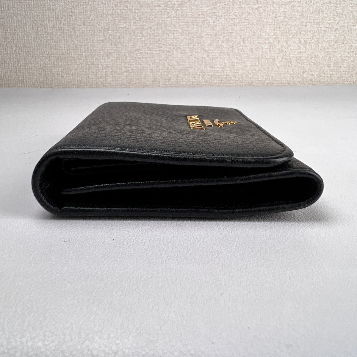 Prada Black Wallets A-17902