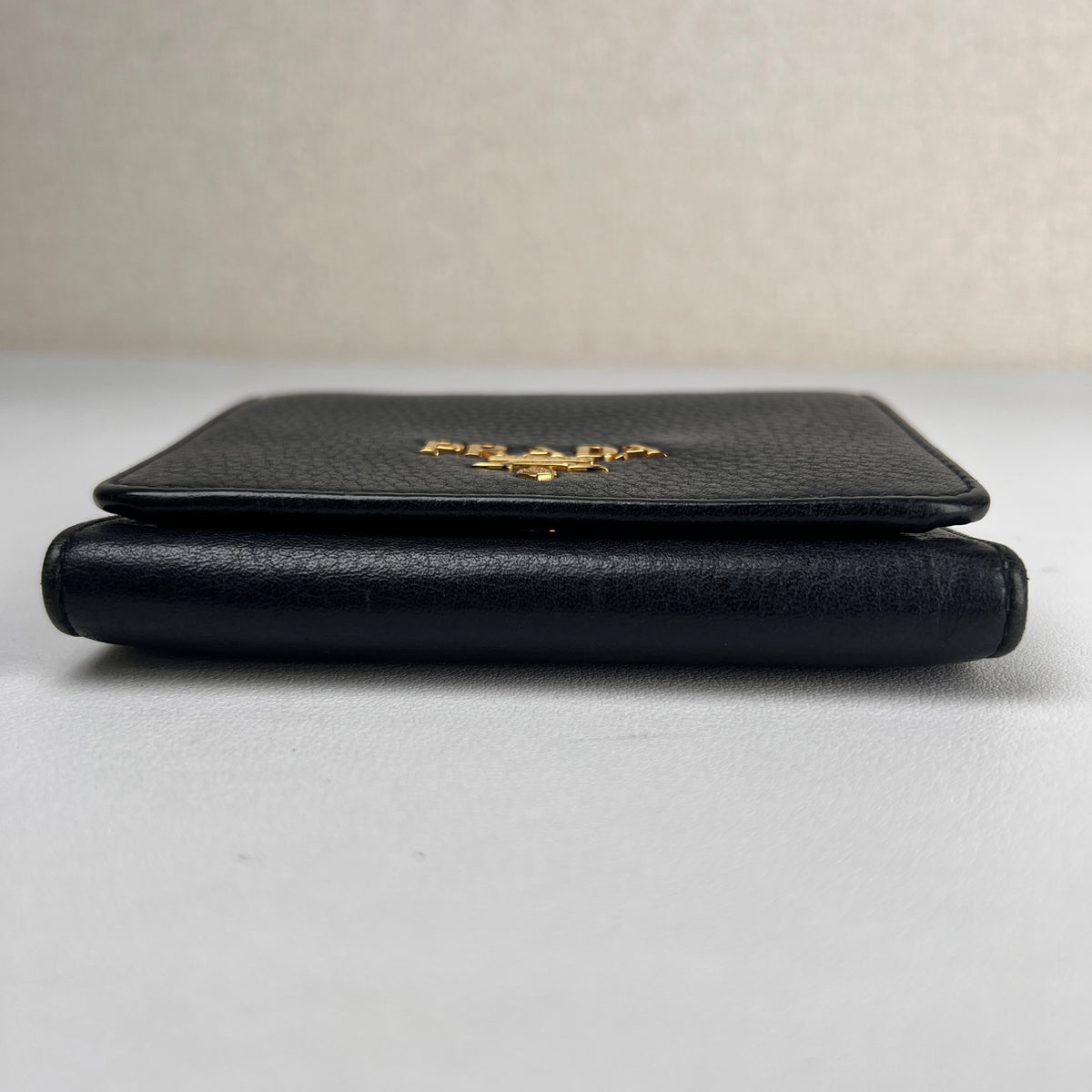Prada Black Wallets A-17902