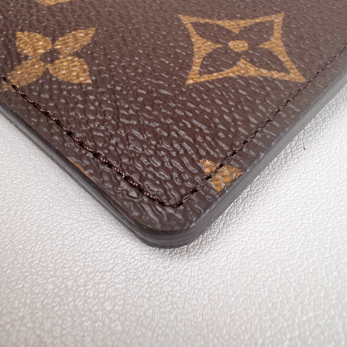 Louis Vuitton Brown Small goods A-17904