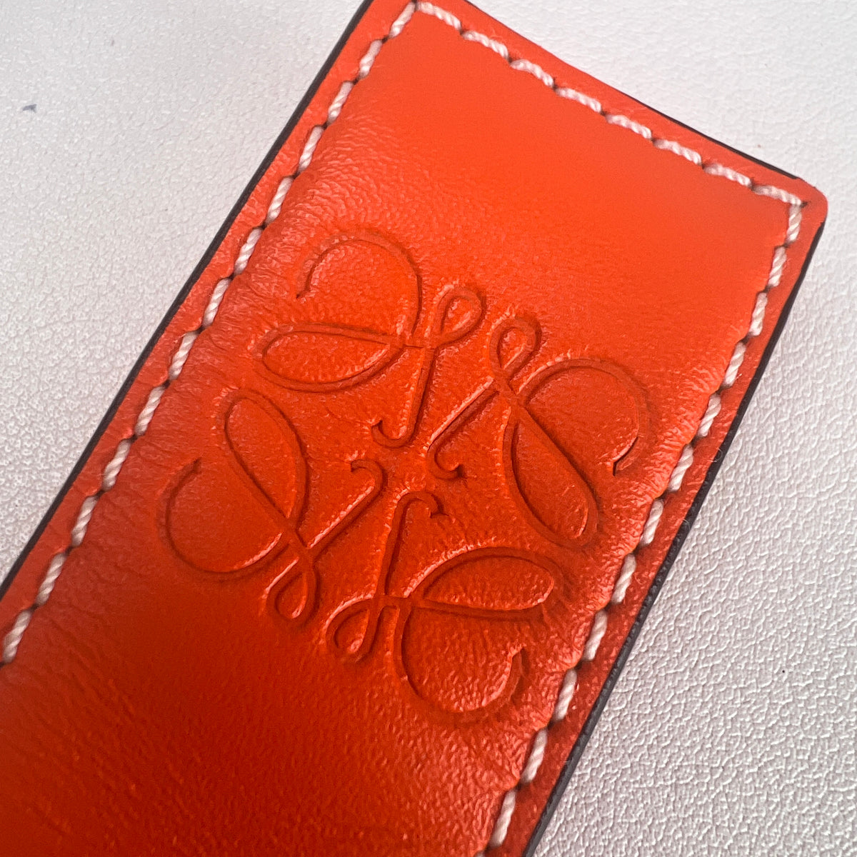 Loewe Orange Small goods A-17905