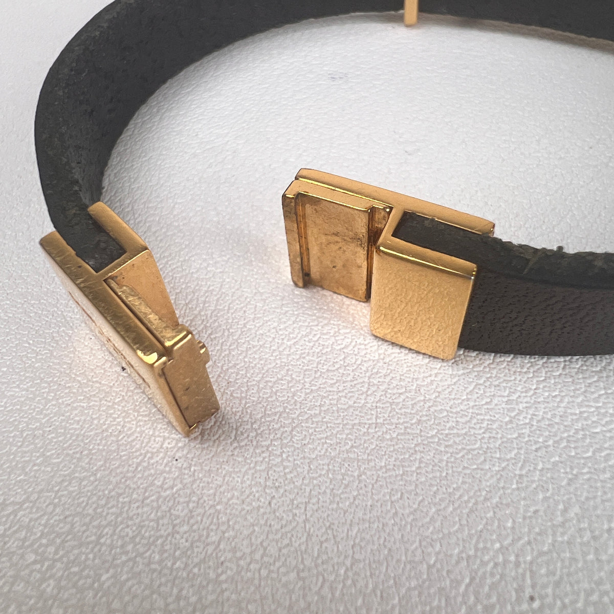 Saint Laurent Black Small goods A-17907