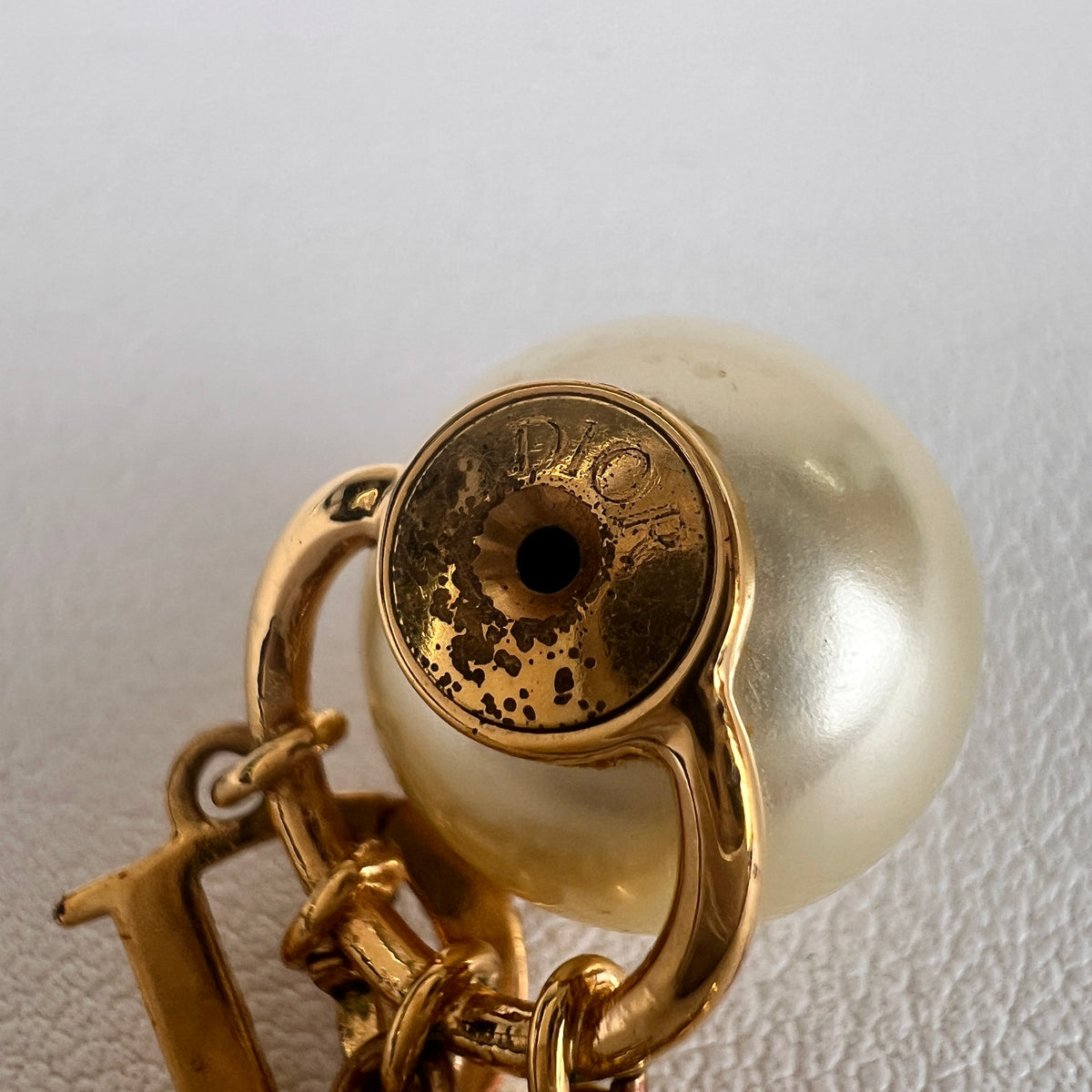 Dior Gold Earrings A-17911