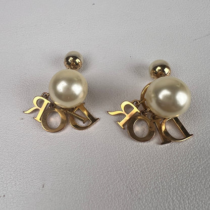 Dior Gold Earrings A-17911