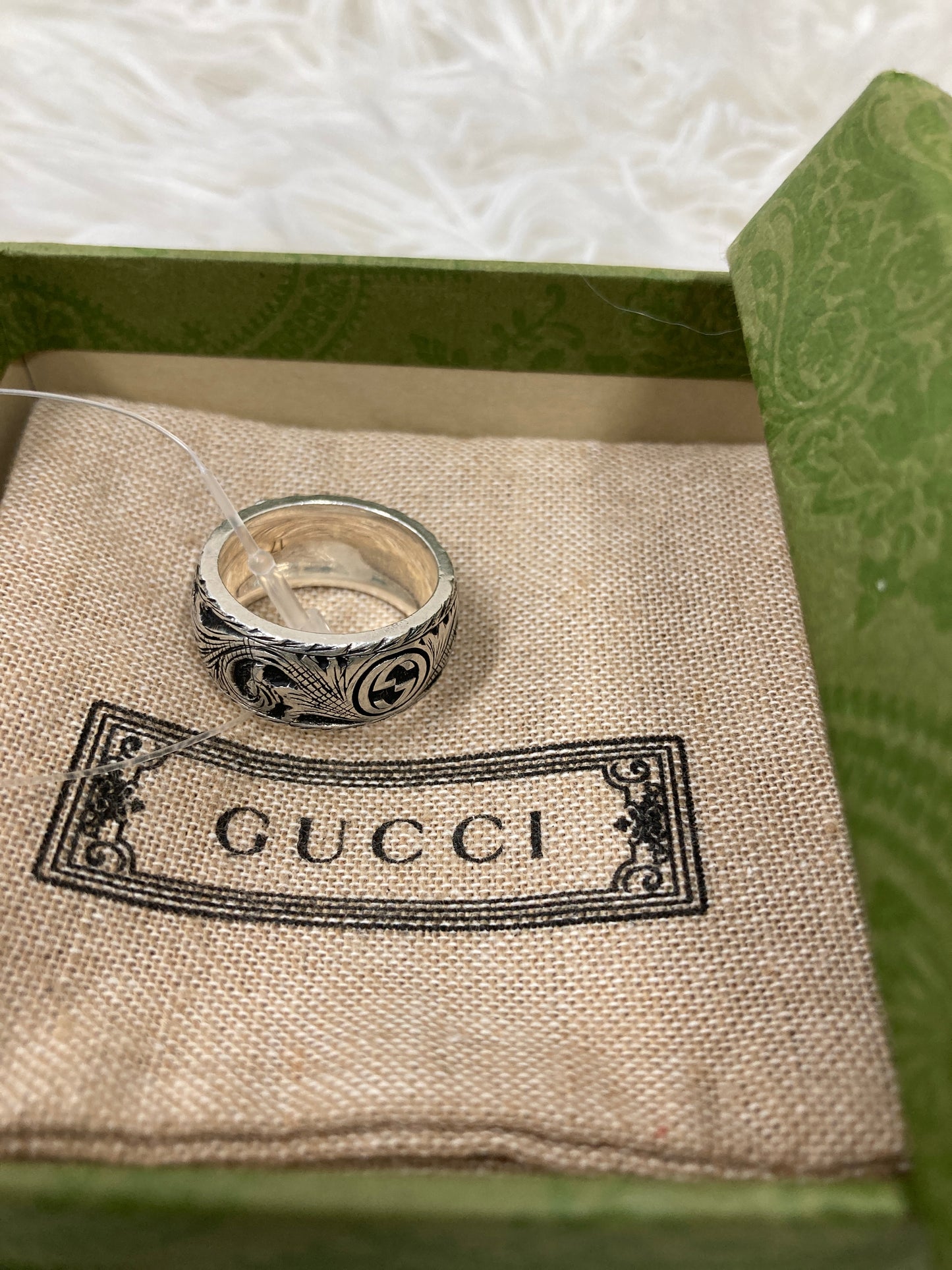 Gucci Silver Small goods A-17920