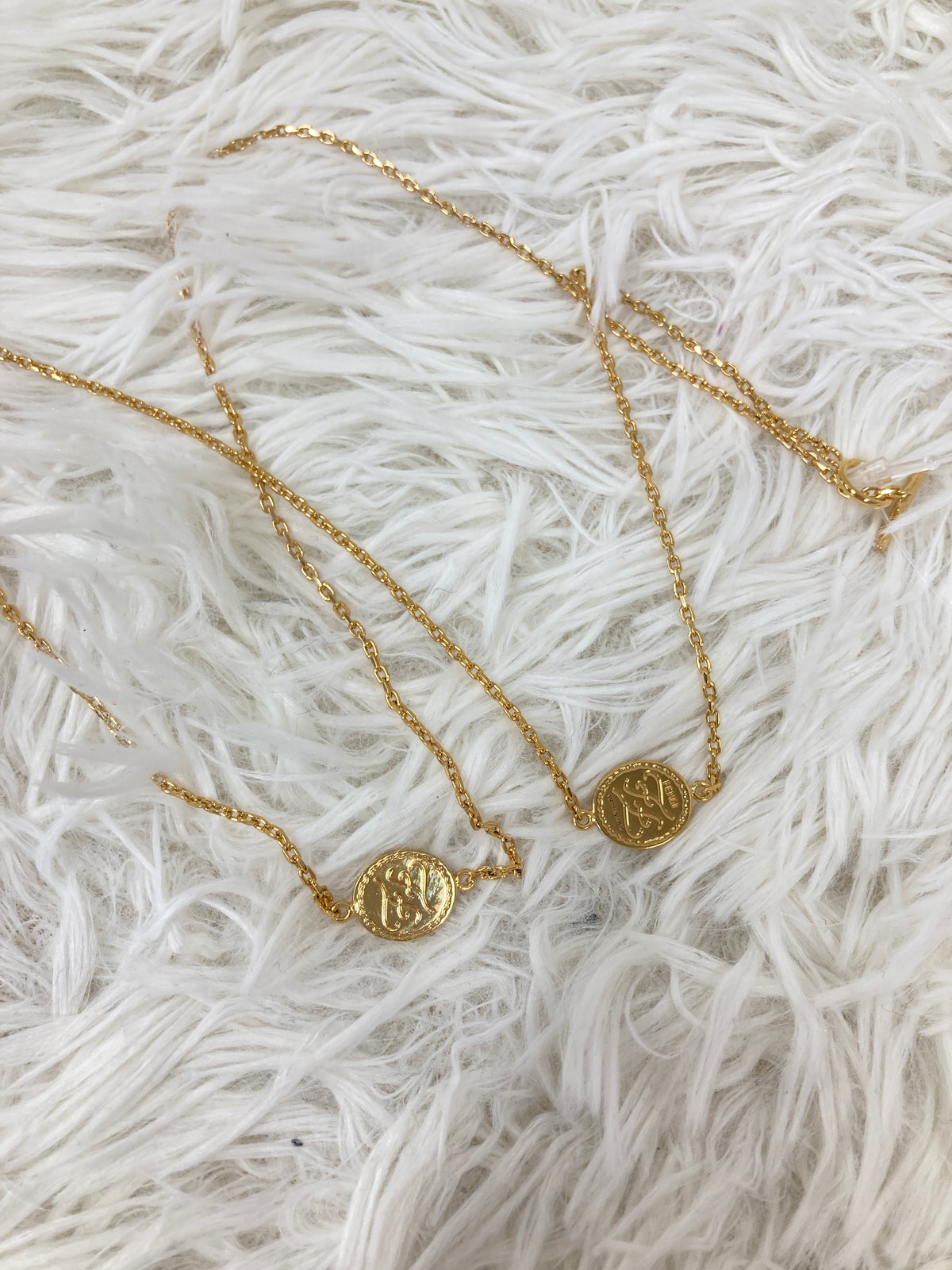 Fendi Gold Necklaces A-17924