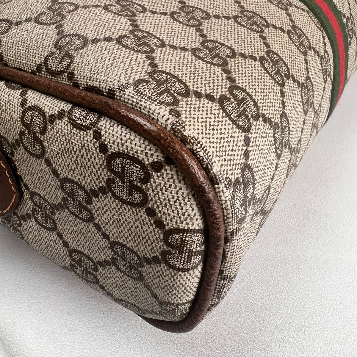 Gucci Brown Shoulder Bags A-17947