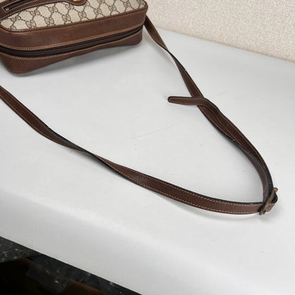Gucci Brown Shoulder Bags A-17947