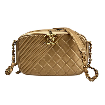 Chanel Gold Shoulder Bags A-17951