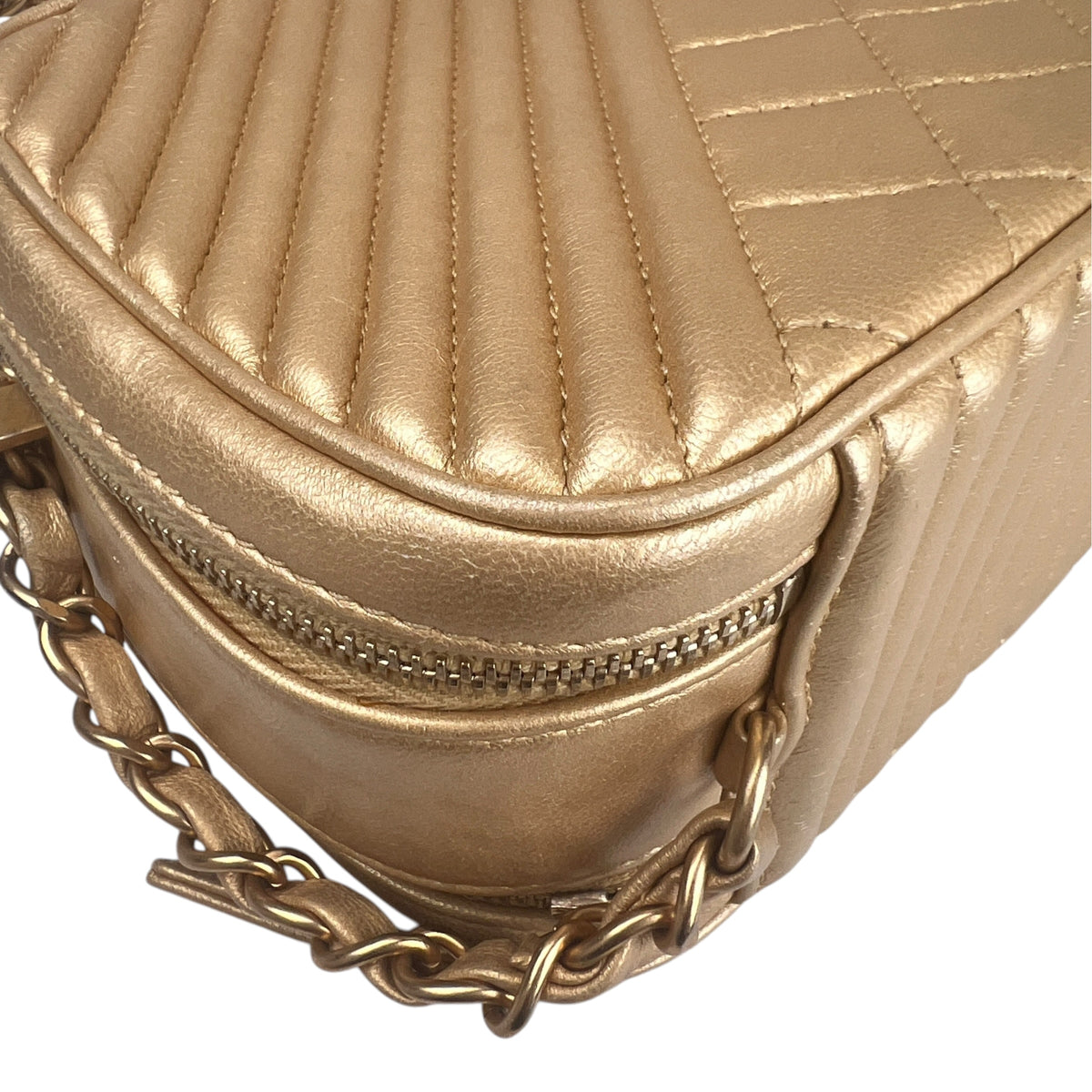 Chanel Gold Shoulder Bags A-17951