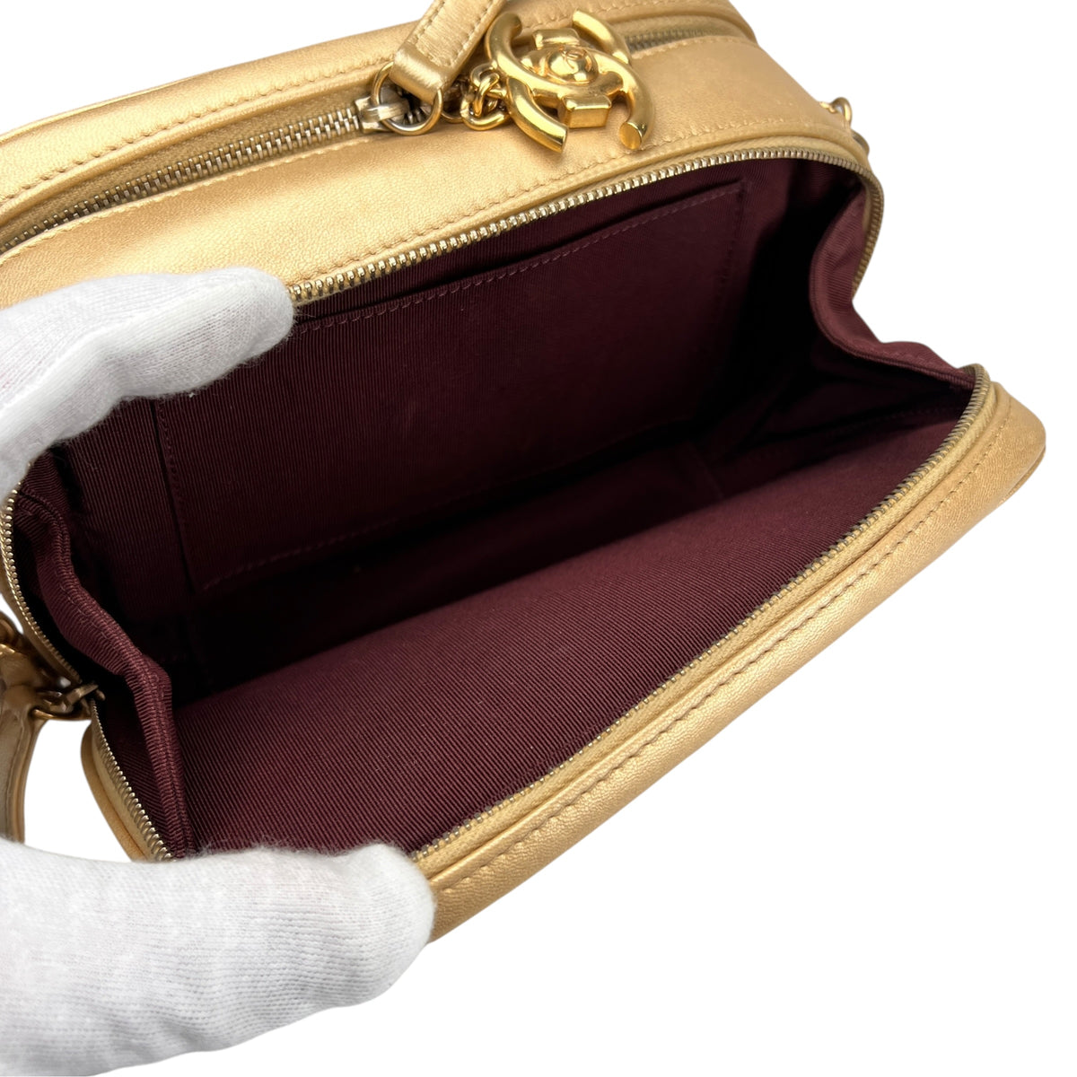 Chanel Gold Shoulder Bags A-17951