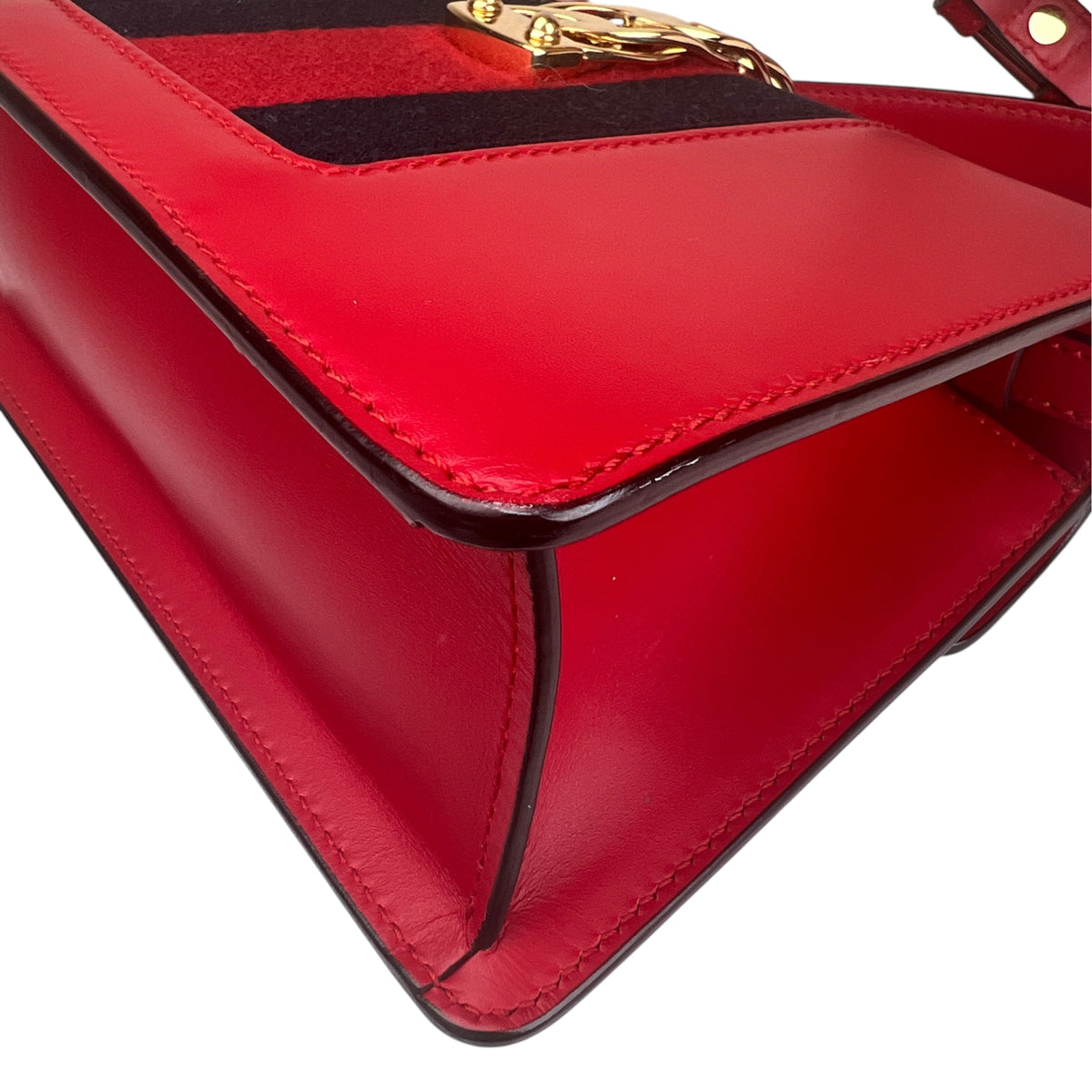 Gucci Red Shoulder Bags A-17968