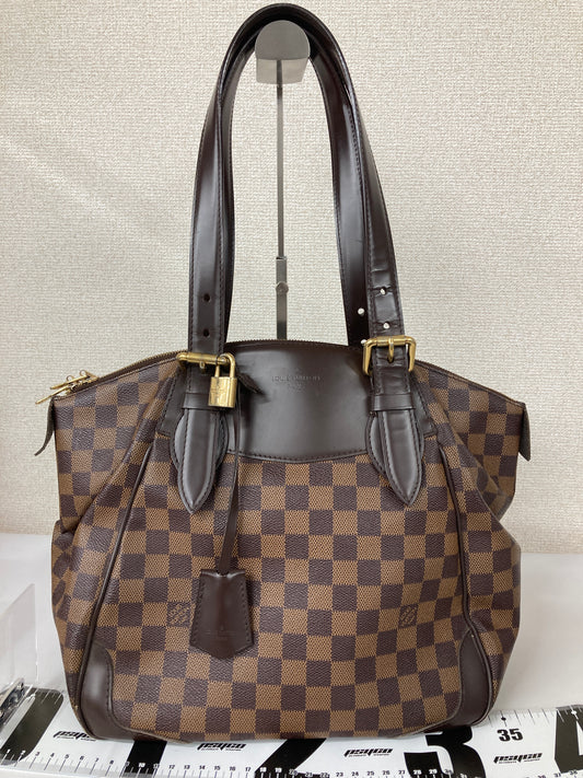 Louis Vuitton Brown Shoulder Bags A-17970
