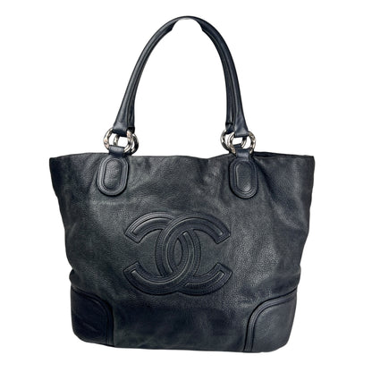 Chanel Black Shoulder Bags A-17971