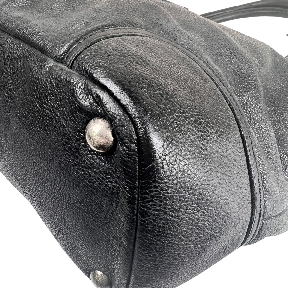 Chanel Black Shoulder Bags A-17971