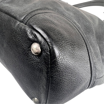 Chanel Black Shoulder Bags A-17971