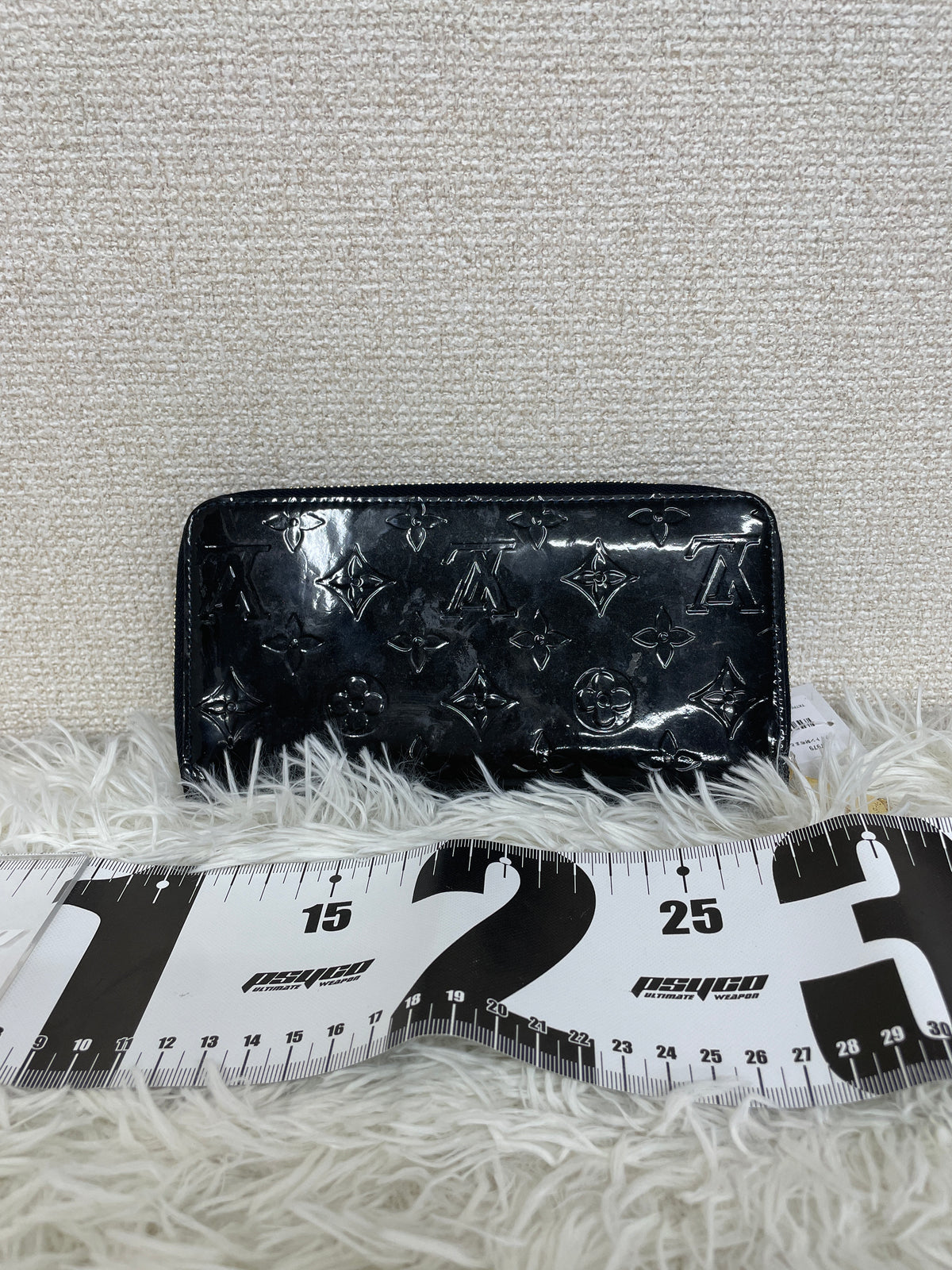 Black A-17979