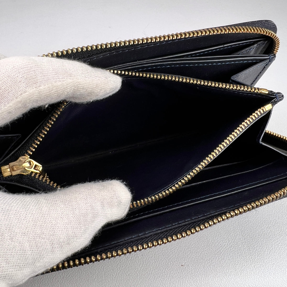 Black A-17979