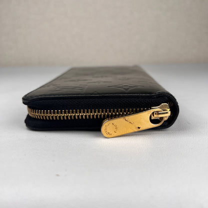 Black A-17979