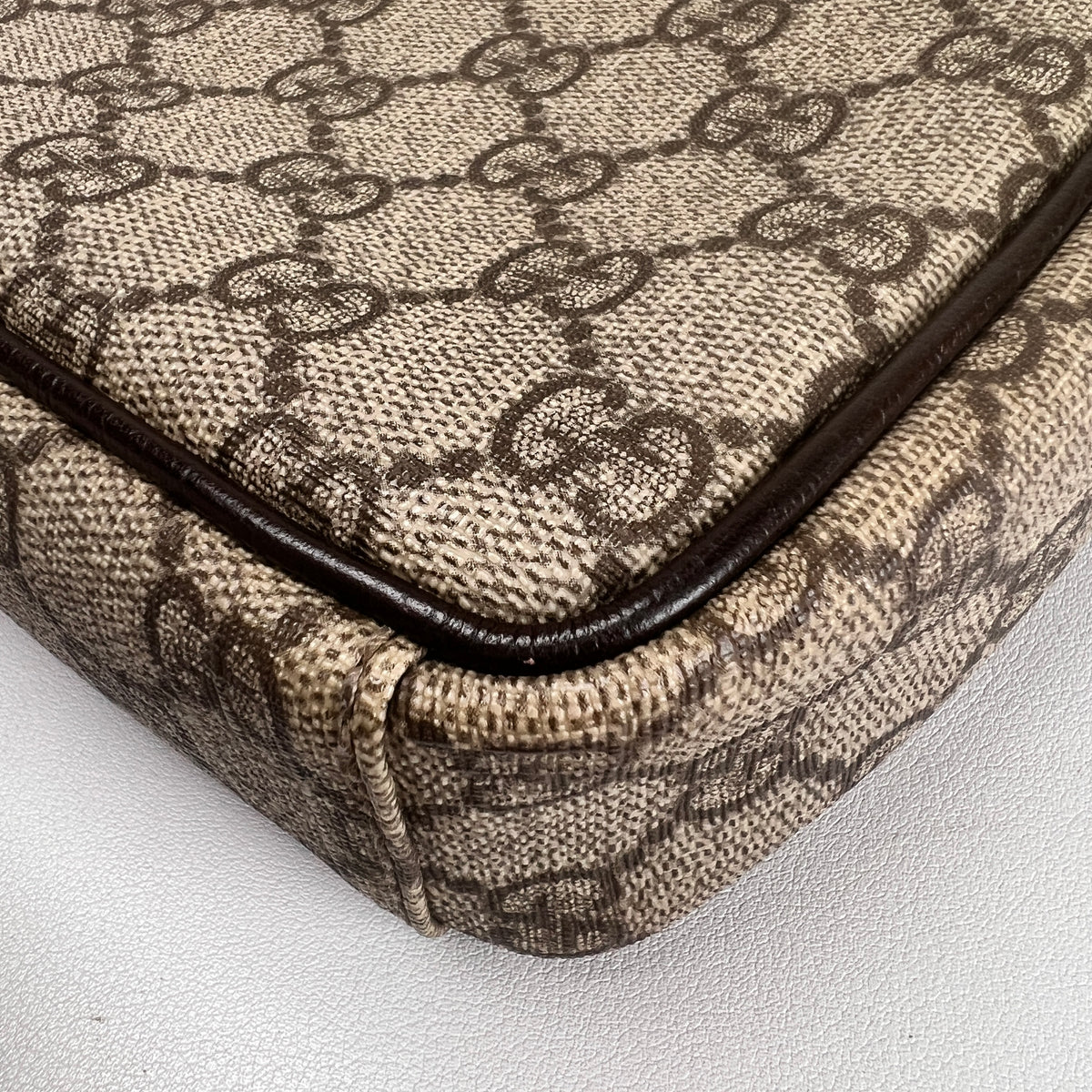 Gucci Brown Shoulder Bags A-17983